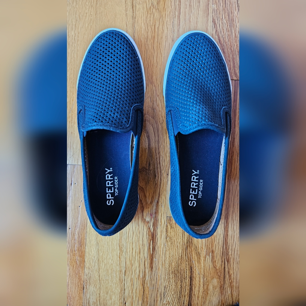 Sperry Top Sider blue slip-on sneakers brand new size 8